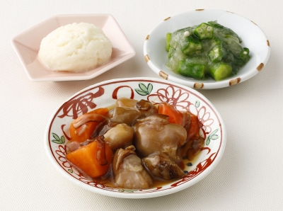 鶏と野菜の旨煮